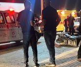 اللد: إصابة خطرة لراكب دراجة نارية بحادث طرق